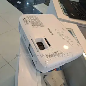 Photo - Epson EB-S05