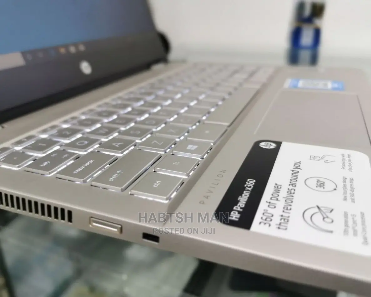 New Laptop HP Pavilion 15 8GB Intel Core I5 SSD 256GB