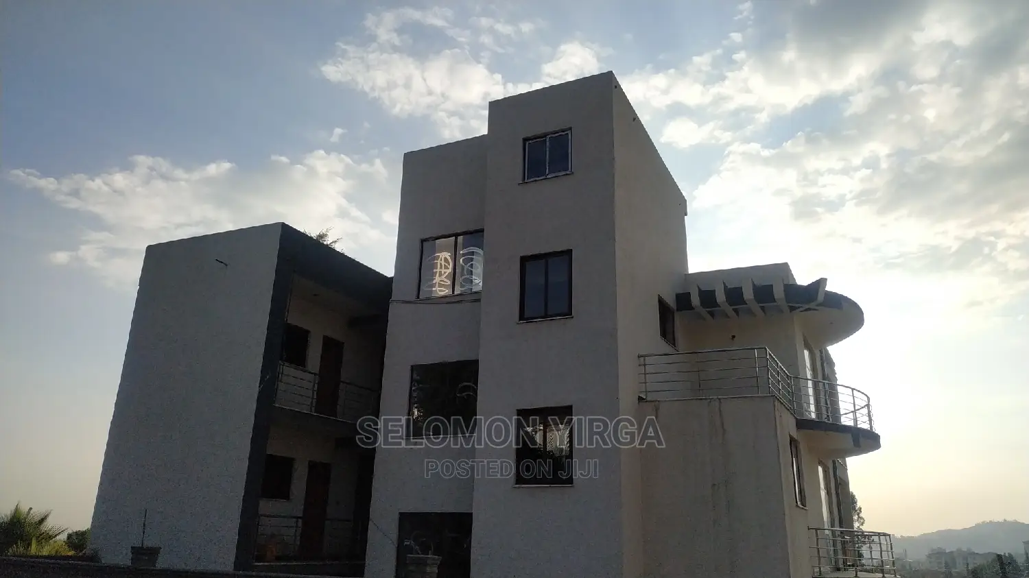 7bdrm House in Adids Abbe, Bole for Sale