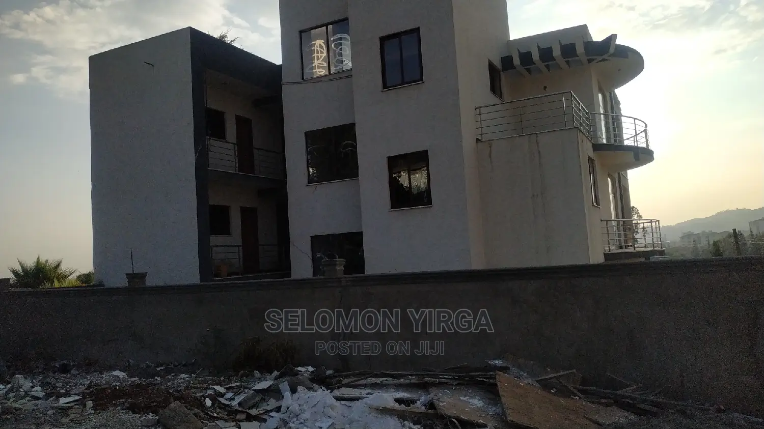 7bdrm House in Adids Abbe, Bole for Sale