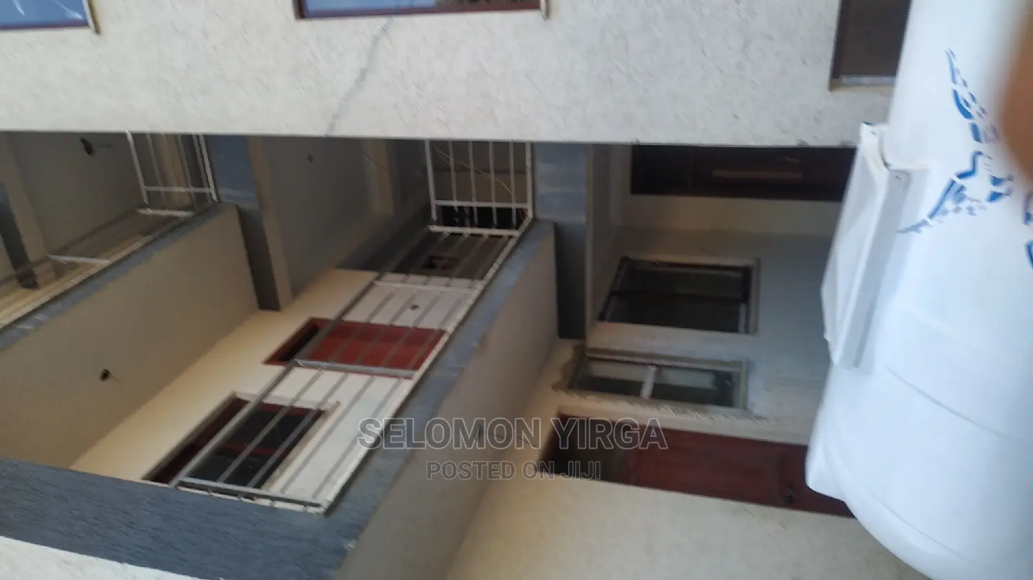 7bdrm House in Adids Abbe, Bole for Sale