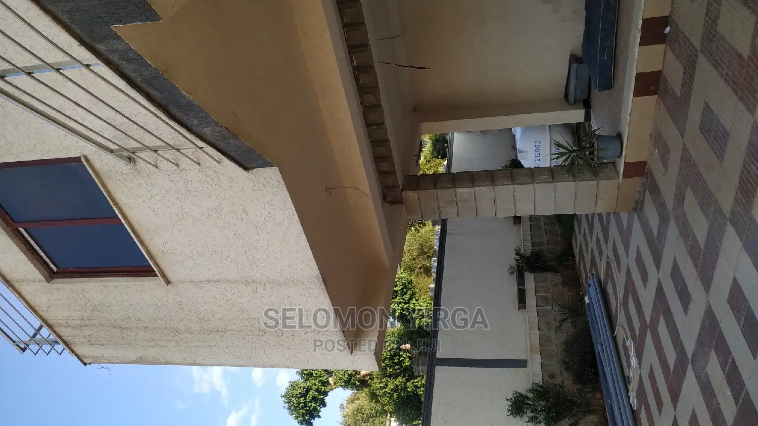 7bdrm House in Adids Abbe, Bole for Sale