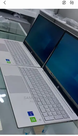 New Laptop HP Pavilion 15 8GB Intel Core I7 SSD 512GB