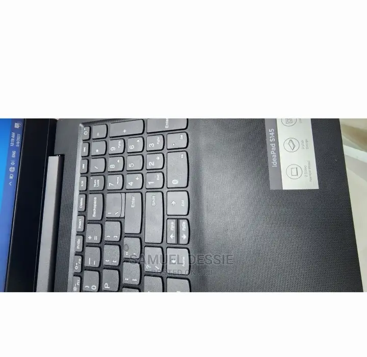 Laptop Lenovo Ideapad 3 4GB AMD A6 HDD 500GB
