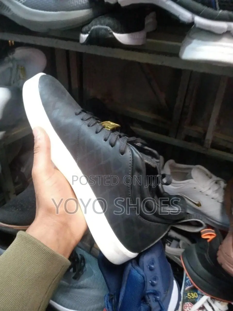 Orginal Nike Shoez