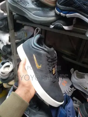 Orginal Nike Shoez