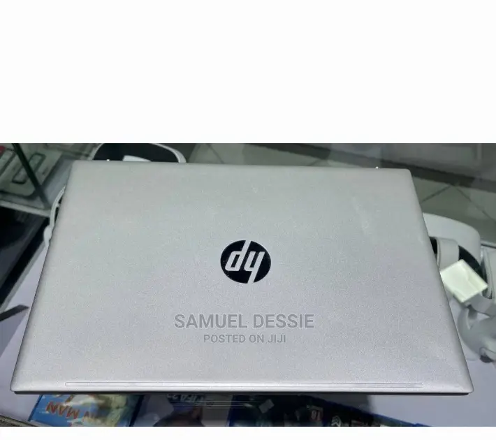 New Laptop HP Pavilion 10 8GB Intel Core I5 SSD 256GB