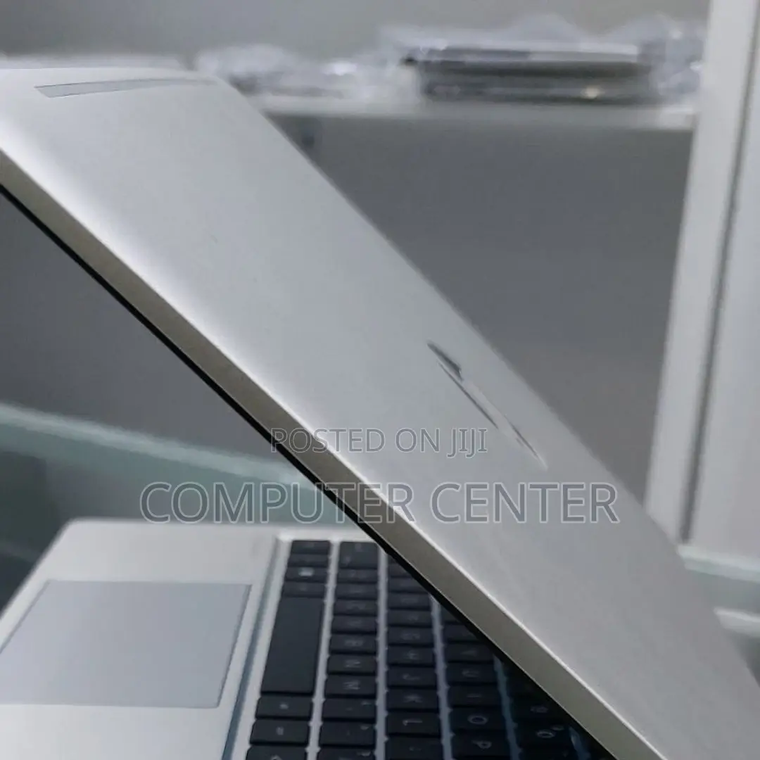 New Laptop HP ProBook 450 G8 8GB Intel Core I7 SSD 512GB