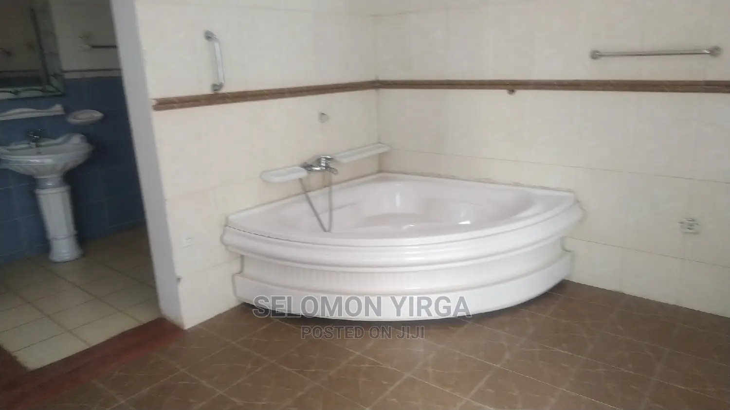 Furnished 5bdrm Duplex in Addis Abbeam, Bole for Rent