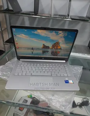 New Laptop HP Stream Notebook 8GB Intel Core I7 SSD 512GB