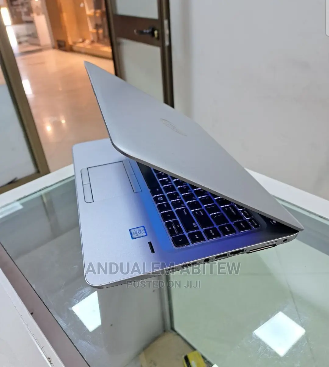 New Laptop HP EliteBook 840 G3 8GB Intel Core I5 SSHD+SSD 1T