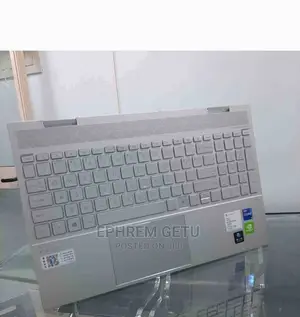 New Laptop HP Envy X360 8GB Intel Core I7 SSD 512GB