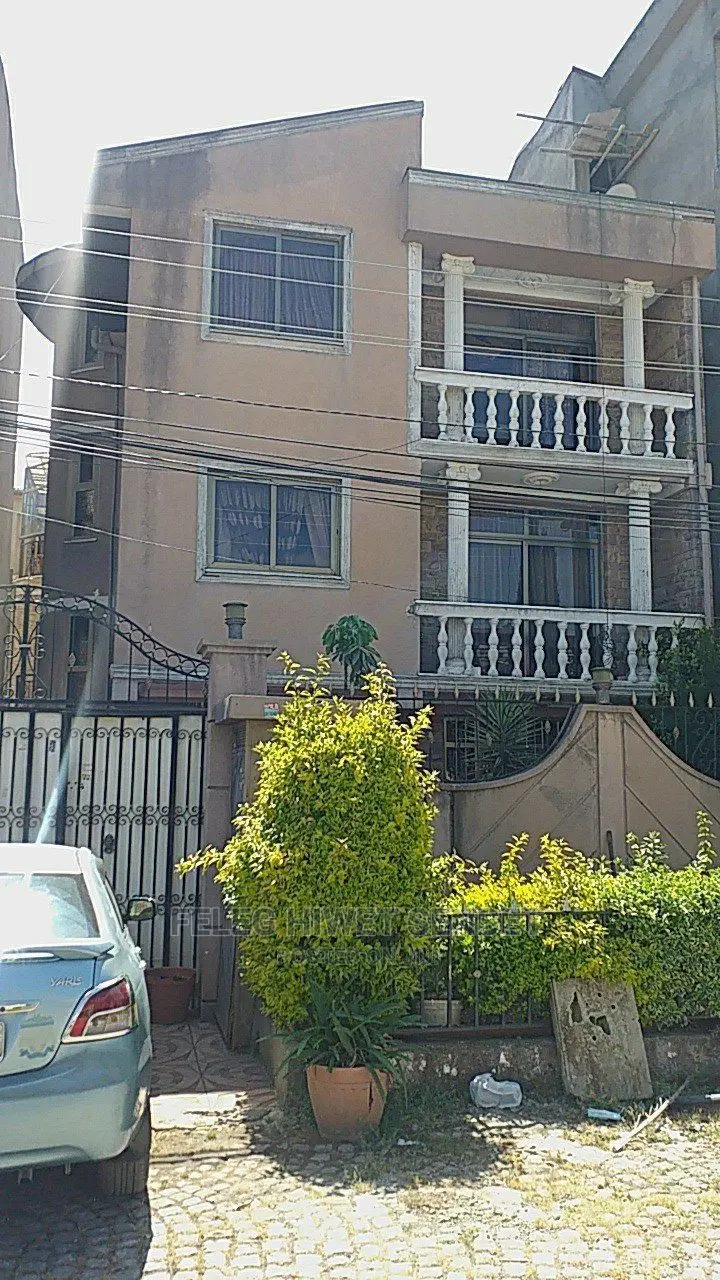 Furnished 6bdrm House in አአ, Bole for sale