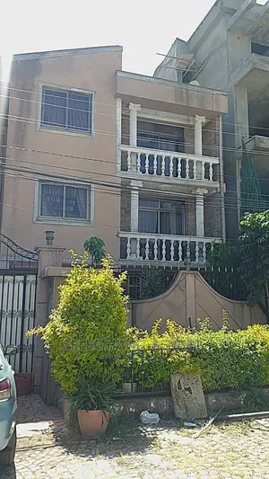 Furnished 6bdrm House in አአ, Bole for sale
