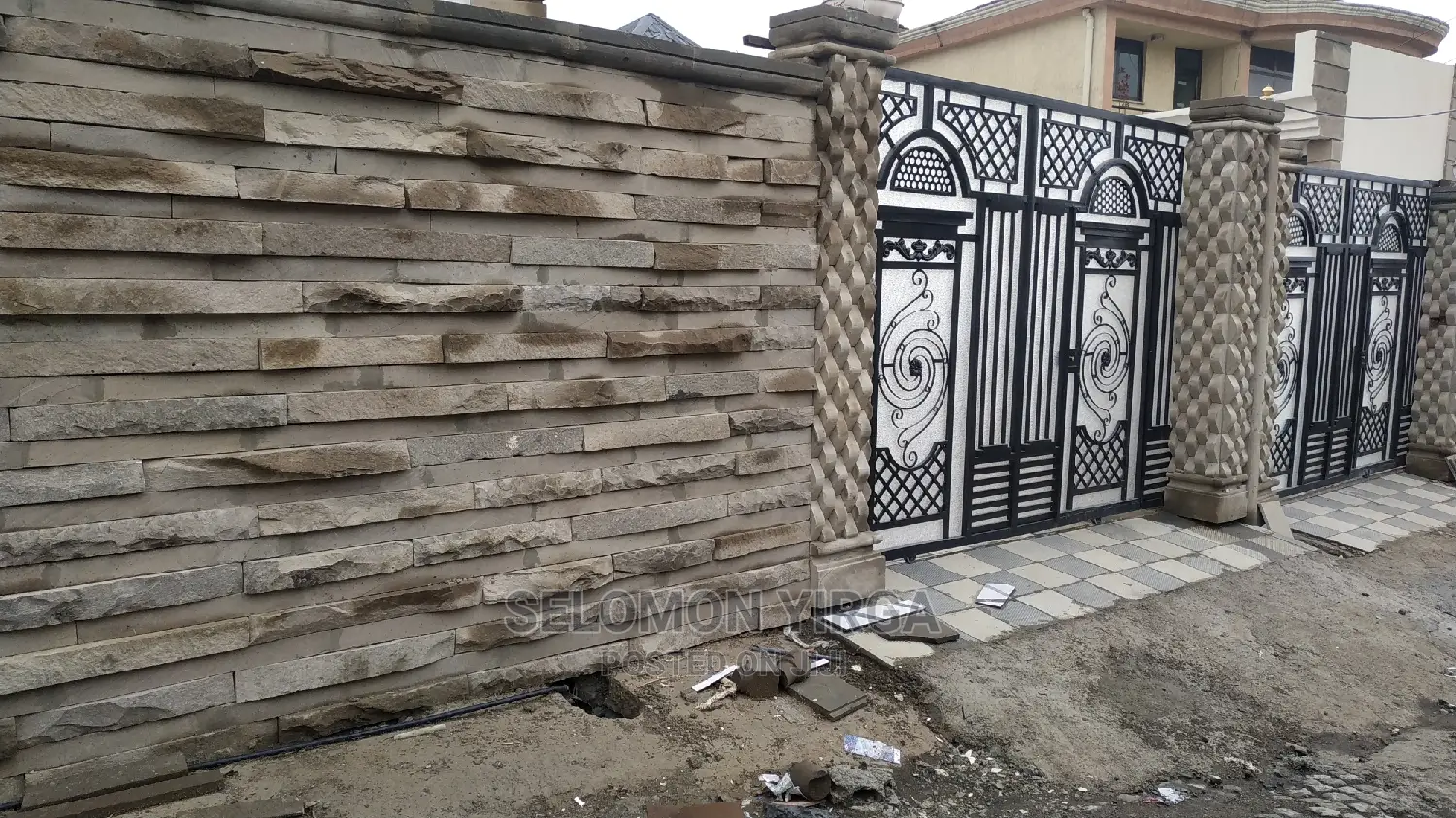 3bdrm Villa in Addis Abba, Yeka for sale