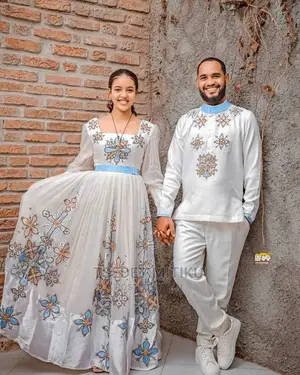 Photo - Wedding Dress