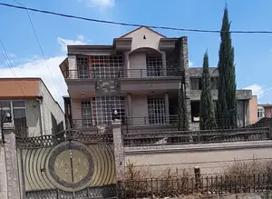 7bdrm House in Ayat, Bole for Sale