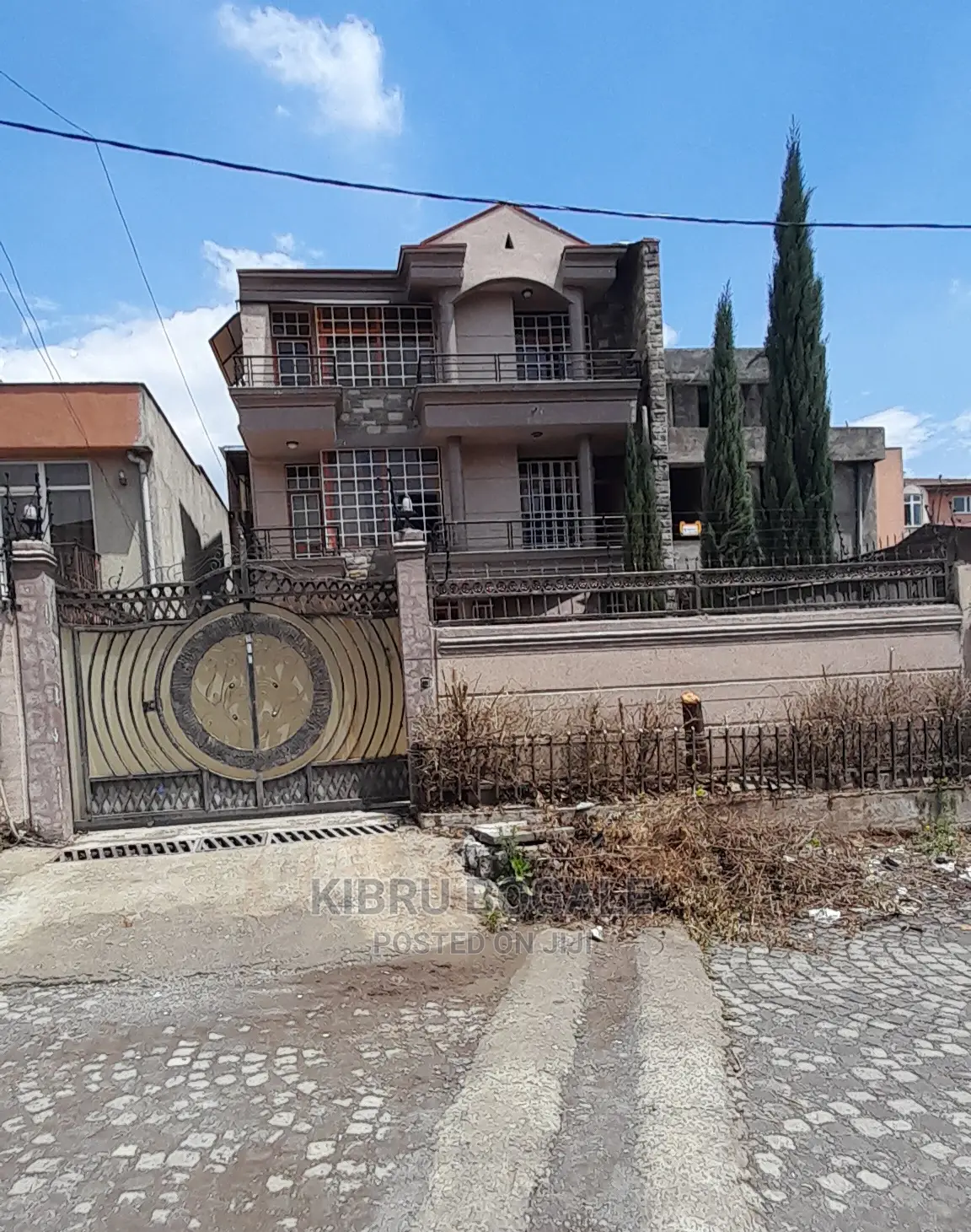7bdrm House in Ayat, Bole for Sale