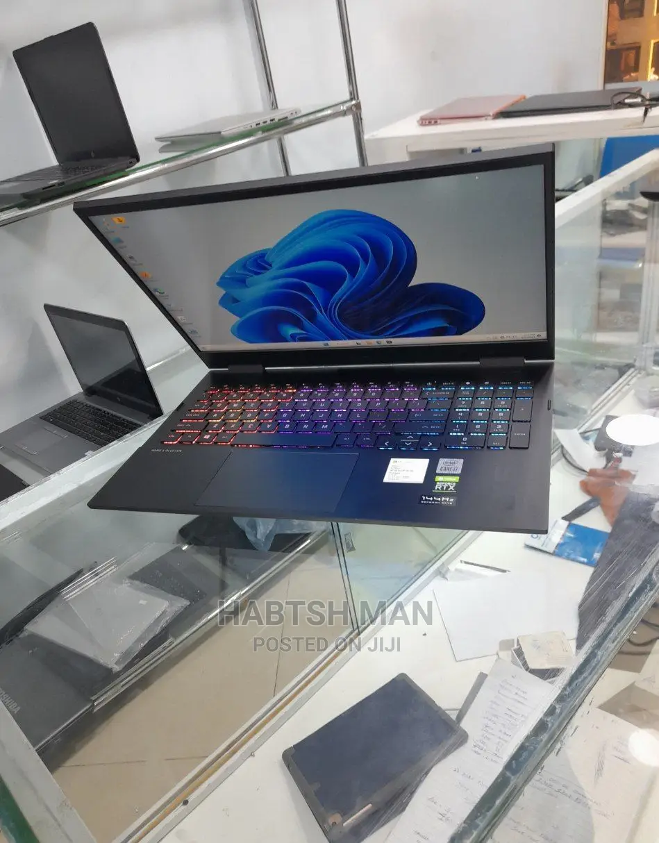 New Laptop HP Omen 15 16GB Intel Core I7 SSD 1T