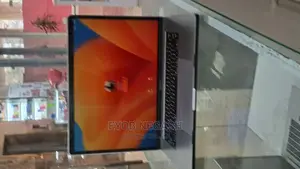 New Laptop Apple MacBook Pro 2017 16GB Intel Core I7 SSD 512GB