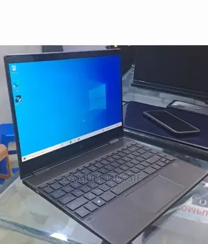 New Laptop HP 8GB AMD Ryzen 5 SSD 512GB
