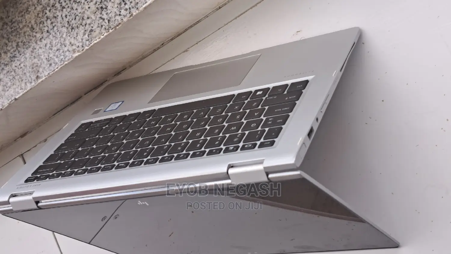 New Laptop HP Elite X2 1012 G2 8GB Intel Core I5 SSD 512GB