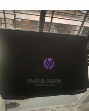 New Laptop HP Pavilion 15 8GB Intel Core I5 SSD 256GB