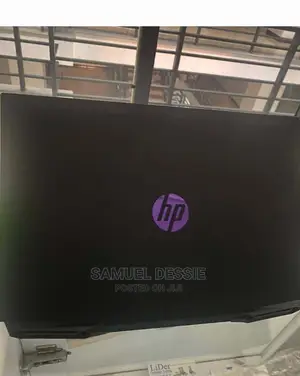 New Laptop HP Pavilion 15 8GB Intel Core I5 SSD 256GB