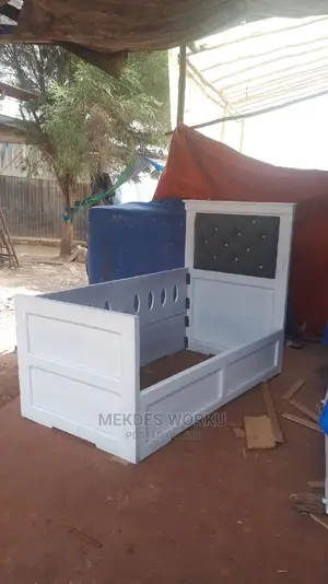 Photo - Yelijochi Alega (የልጆች አልጋ)