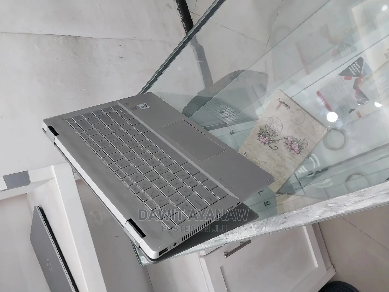 New Laptop HP Envy X360 8GB Intel Core I5 SSD 512GB