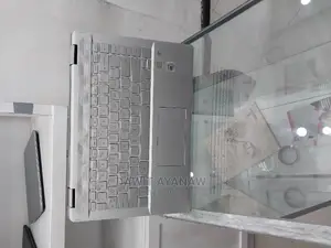 New Laptop HP Envy X360 8GB Intel Core I5 SSD 512GB