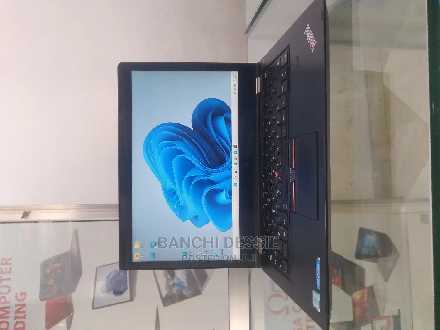 New Laptop Lenovo ThinkPad Yoga 8GB Intel Core I5 SSD 512GB