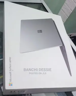 New Laptop Microsoft Surface Pro 7 8GB Intel Core I5 SSD 128GB