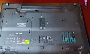 Laptop MSI GP70 2PE Leopard 8GB Intel Core I7 SSD 128GB