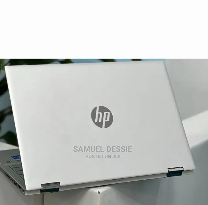 New Laptop HP Pavilion 13 X360 8GB Intel Core I5 SSD 512GB