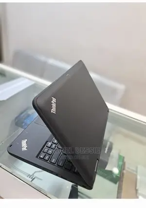 New Laptop Lenovo ThinkPad 11e 4GB Intel Core I3 SSD 160GB