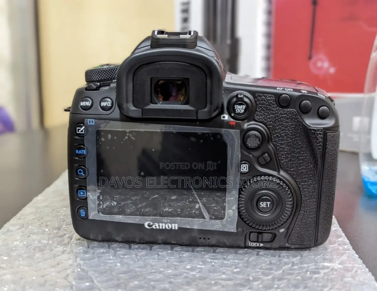 Canon 5D Mark IV With EF 24-105mm F/4l IS Ll USM Lens