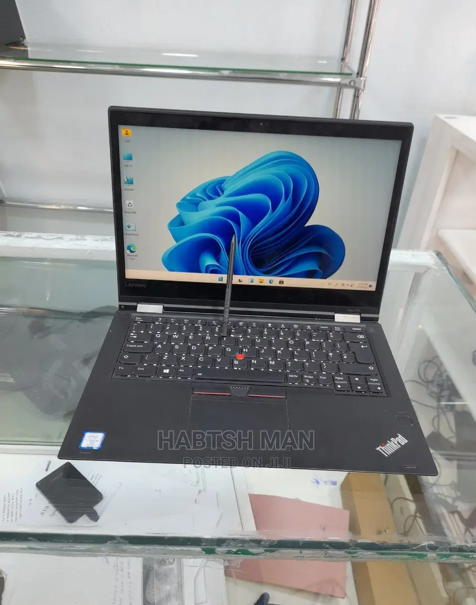 New Laptop Lenovo ThinkPad Yoga 370 8GB Intel Core I5 SSD 512GB