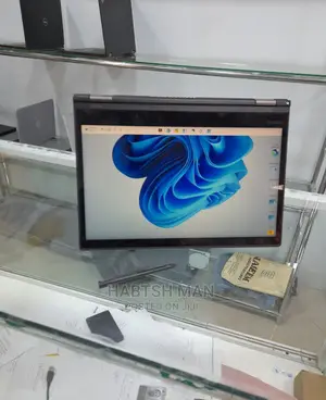 New Laptop Lenovo ThinkPad Yoga 370 8GB Intel Core I5 SSD 512GB