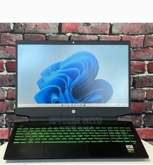 Photo - New Laptop HP Pavilion 15 8GB Intel Core I5 HDD+SSD 256GB