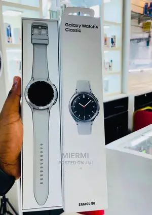 Photo - Samsung Galaxy Watch 4 Classic