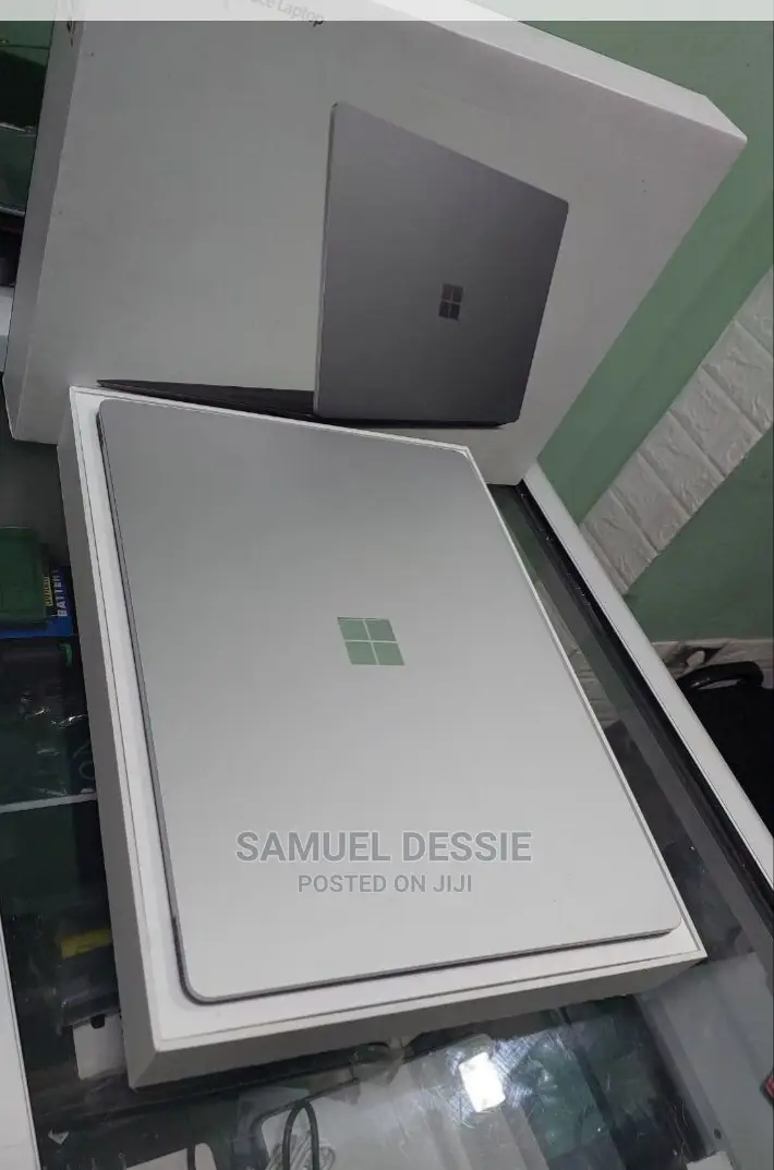 New Laptop Microsoft Surface Pro 7 8GB Intel Core I5 SSD 128GB