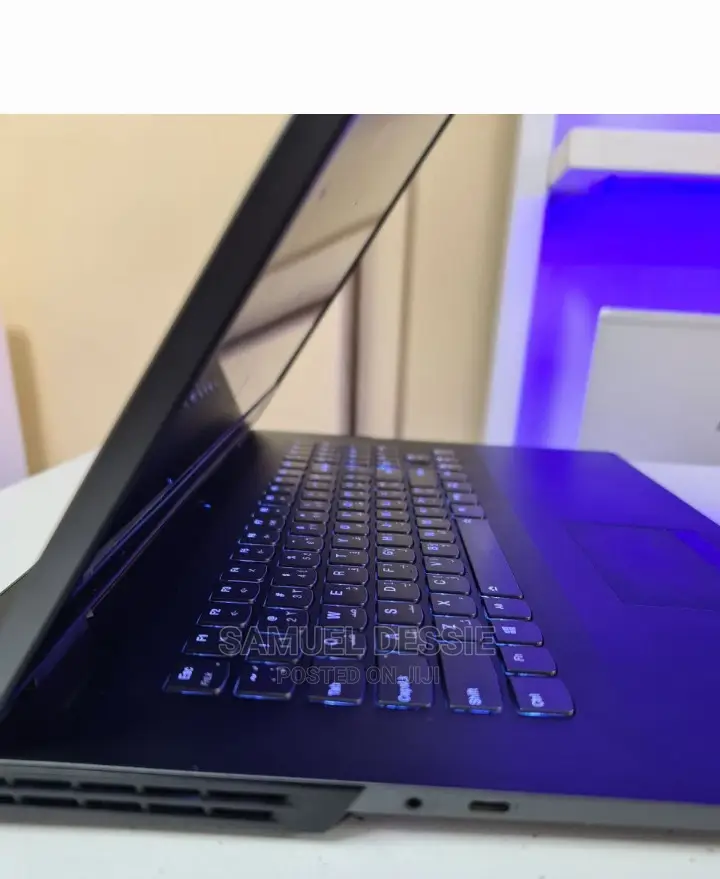 New Laptop Lenovo Legion Y740 24GB Intel Core I7 SSD 512GB