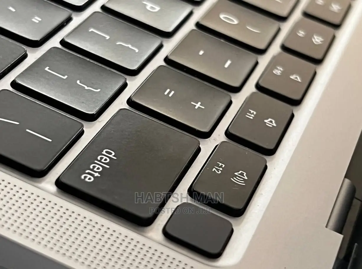 New Laptop Apple MacBook Air 2020 M1 8GB SSD 512GB