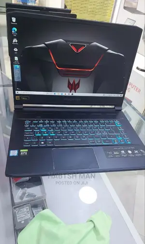 New Laptop Acer Predator Triton 500 SE 16GB Intel Core I7 SSD 1T