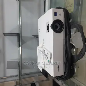 Sony Projector Vpl -DX100