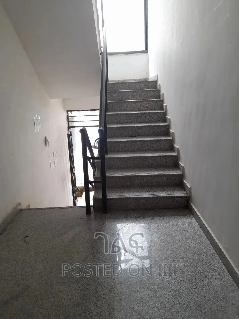 3bdrm Apartment in ኖህ, Bole for Sale
