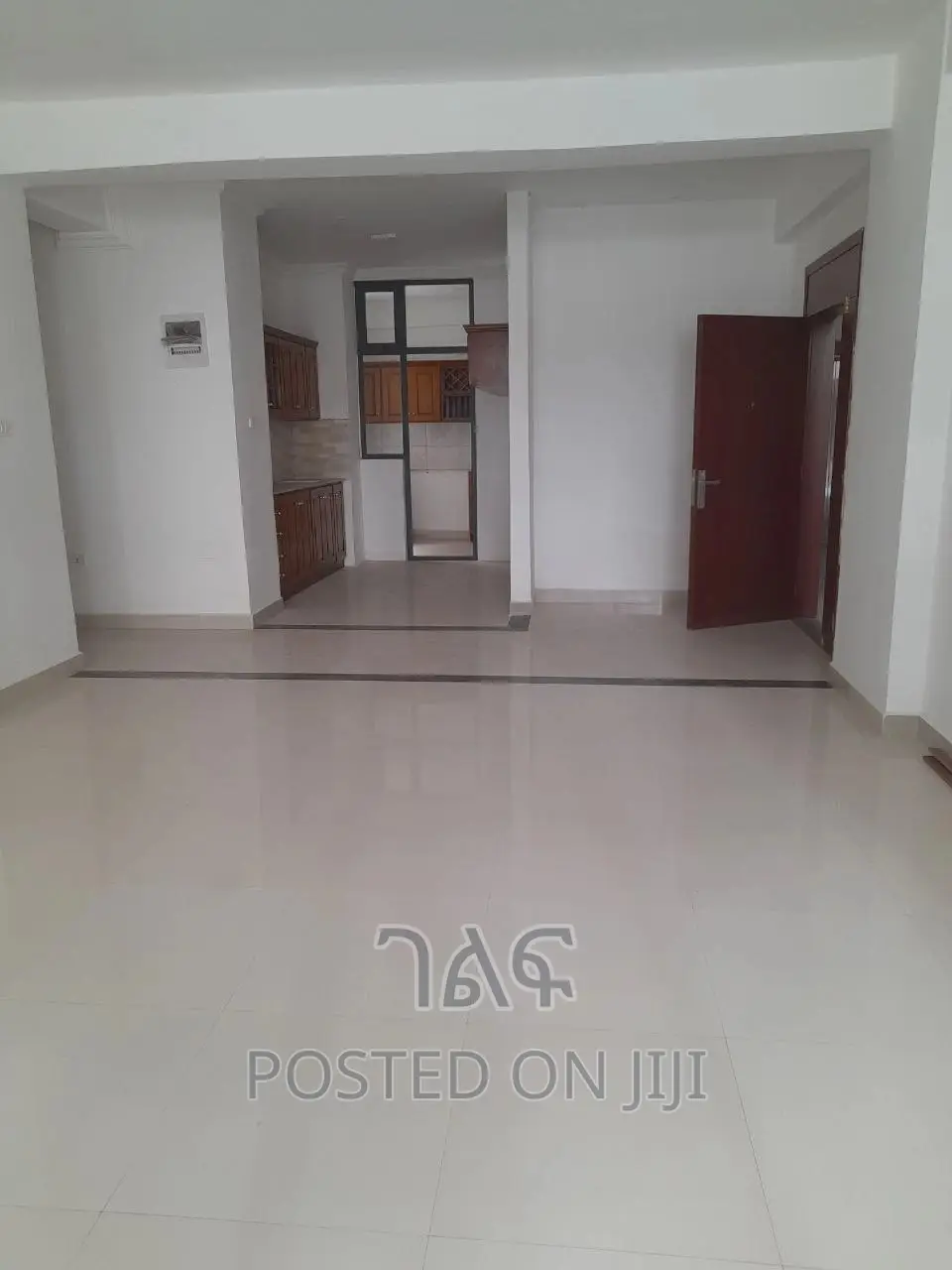 3bdrm Apartment in ኖህ, Bole for Sale