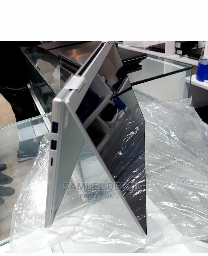 New Laptop Samsung Galaxy Book 2 16GB Intel Core I7 SSD 512GB