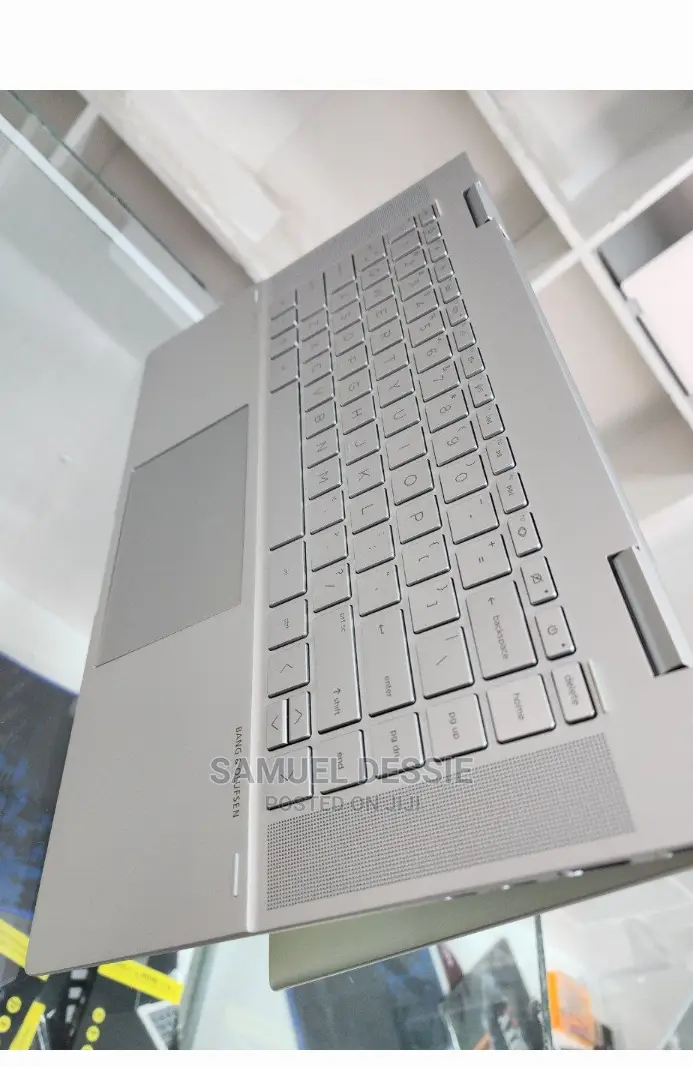 New Laptop HP Envy X360 16GB Intel Core I7 SSD 1T